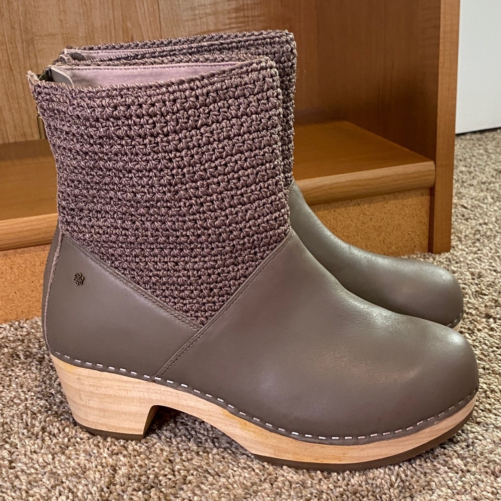 The Sak Womens 11 Leather Crochet Ankle Boots Taupe Grey Wood Block Heel Clogs